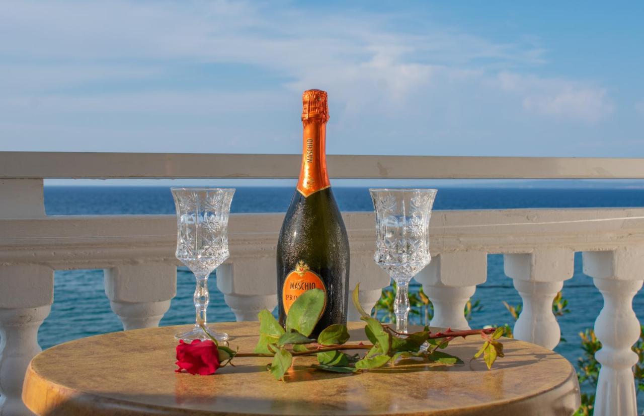 Agoulos Beach Hotel Argassi Eksteriør billede